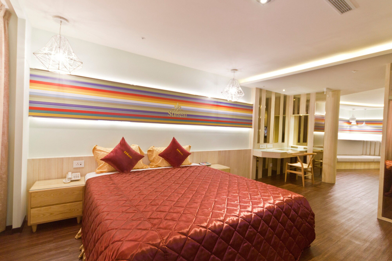 Bedroom 3, Surreal Motel- XinJhung Branch, New Taipei City