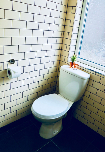 Bathroom 4, The Liverpool Pod - Hostel, Sefton