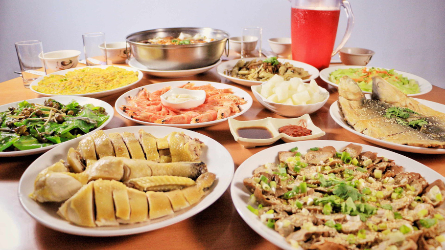 Food & Drinks 5, Mountain Lodge, Taitung