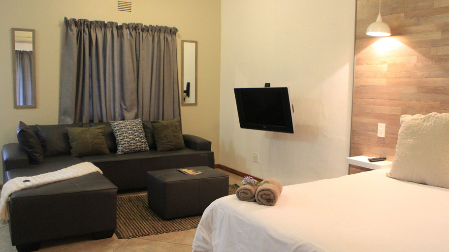 Bedroom 3, Cu Boutique Guest House, Mopani