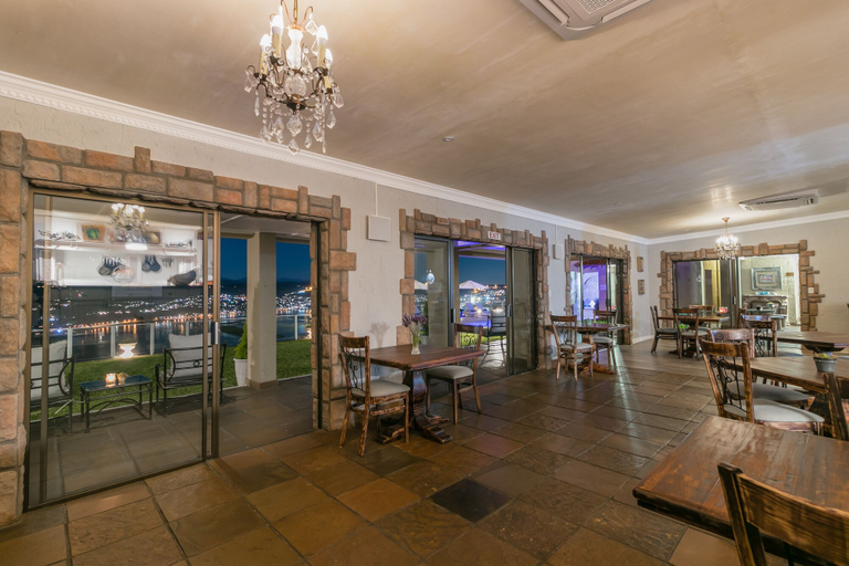 Food & Drinks 5, Villa Castollini, Eden