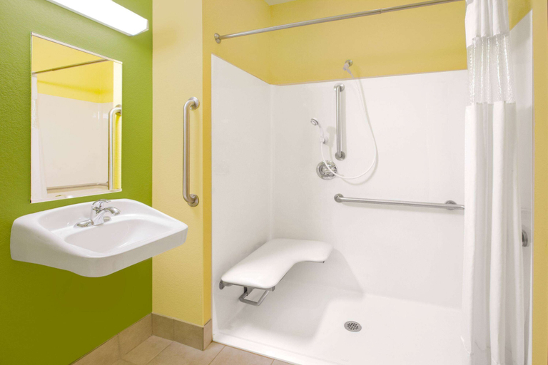Bathroom 4, Microtel Inn & Suites by Wyndham Delphos, Allen