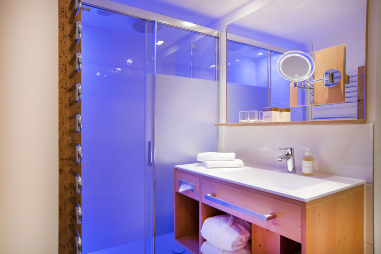 Bathroom 4, Hotel Hohes Licht, Bregenz