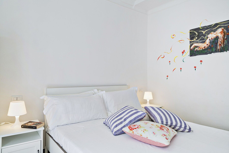 Room 4, A pochi passi da Piazza de Ferrari by Wonderful Italy, Genova