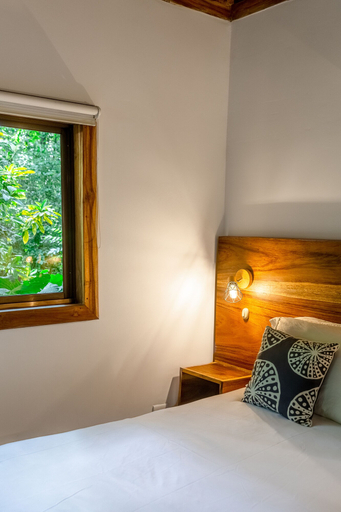 Bedroom 2, Makanas Beach Bungalows, Puntarenas