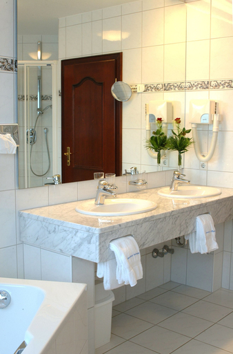 Bathroom 5, Hotel Stockhausen GbR, Hochsauerlandkreis