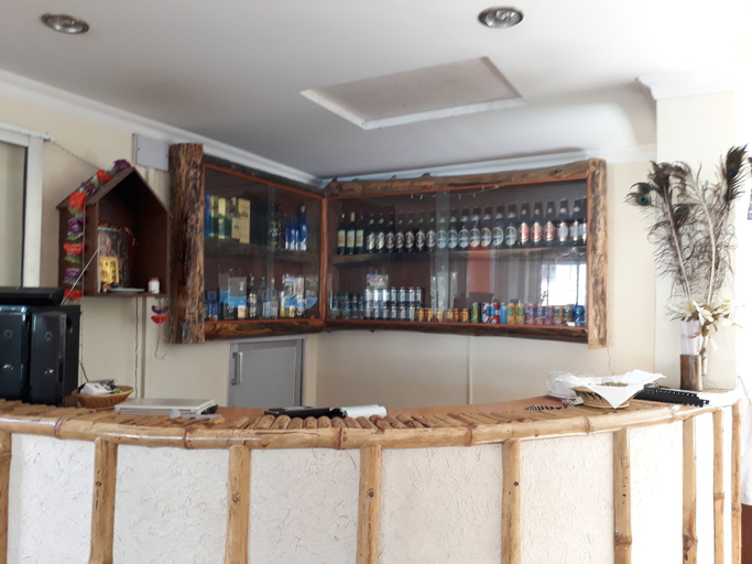 Food & Drinks 4, Sauraha Resort, Narayani