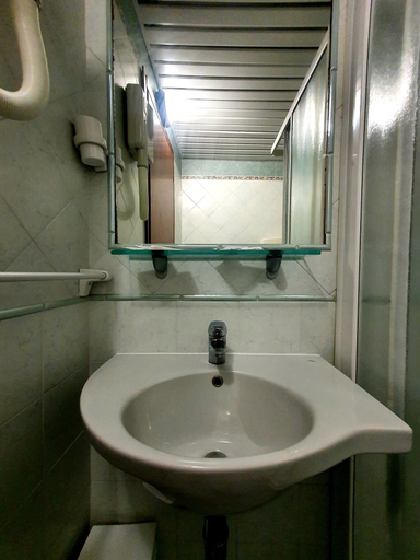 Bathroom 4, Lively Hotel, Rimini