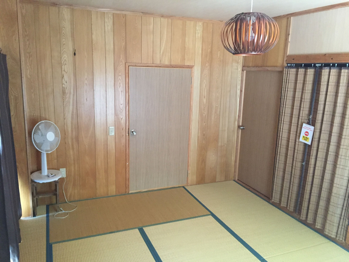 Bedroom 2, Guest house ISA, Motobu