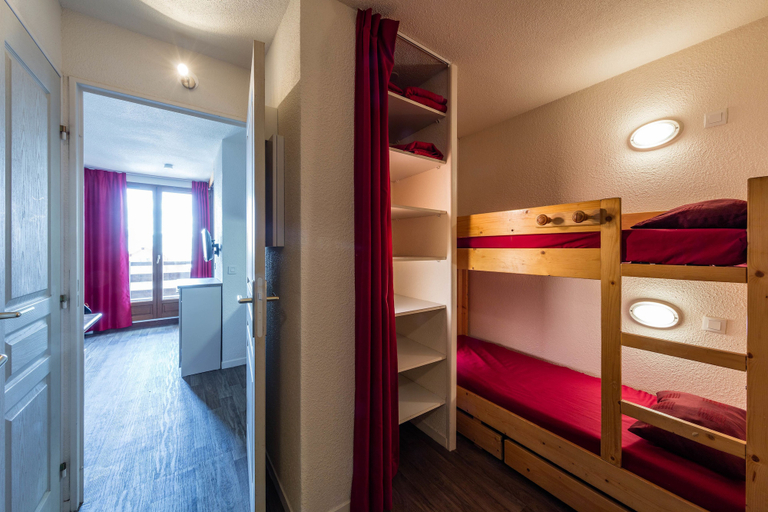 Bedroom 2, Noemys Castor & Pollux, Hautes-Alpes