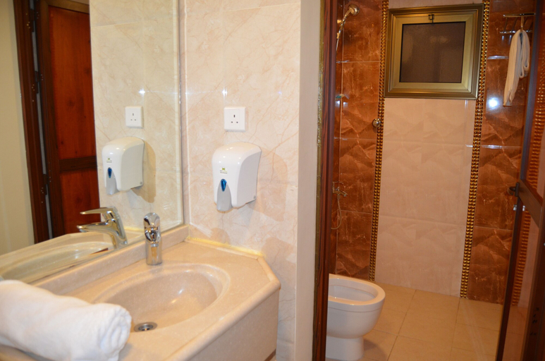 Bathroom, Bodor AL Sharq Suites, Al Khobar