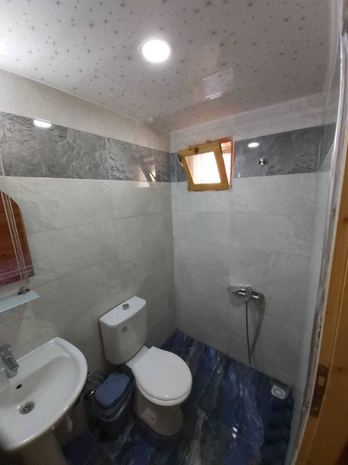 Bathroom 4, Olympos Tatilya Pansiyon, Kemer