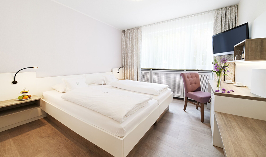 Bedroom 3, Park Hotel, Nürnberg