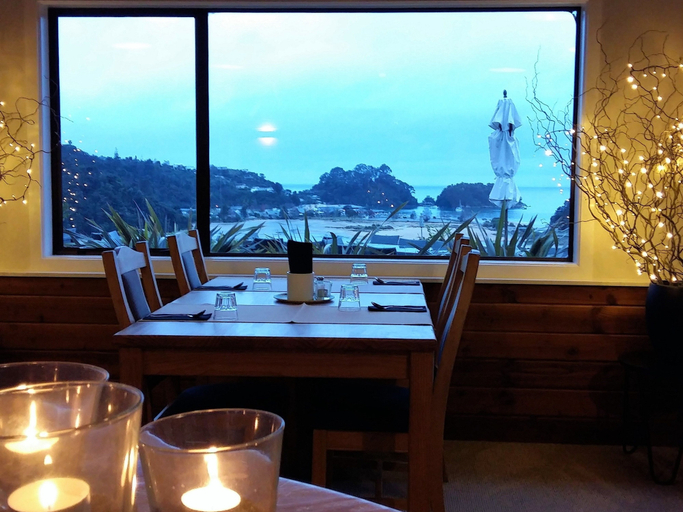 Food & Drinks 5, Kimi Ora Eco Resort, Tasman
