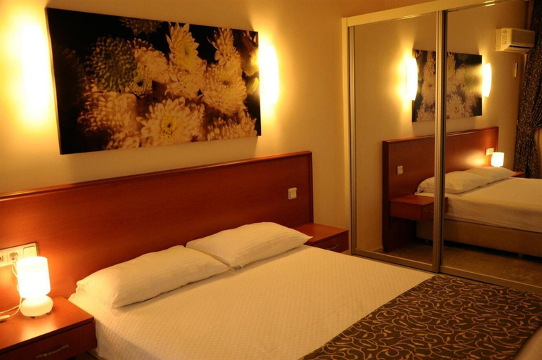 Bedroom 4, Lord Hotel, Çeşme