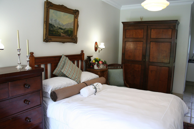 Bedroom 2, Burkleigh House, City of Johannesburg