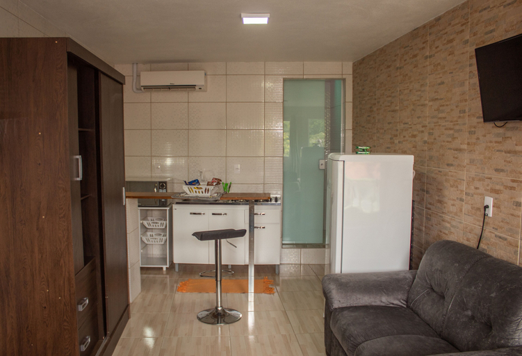 Others 5, Casa Verde, Blumenau