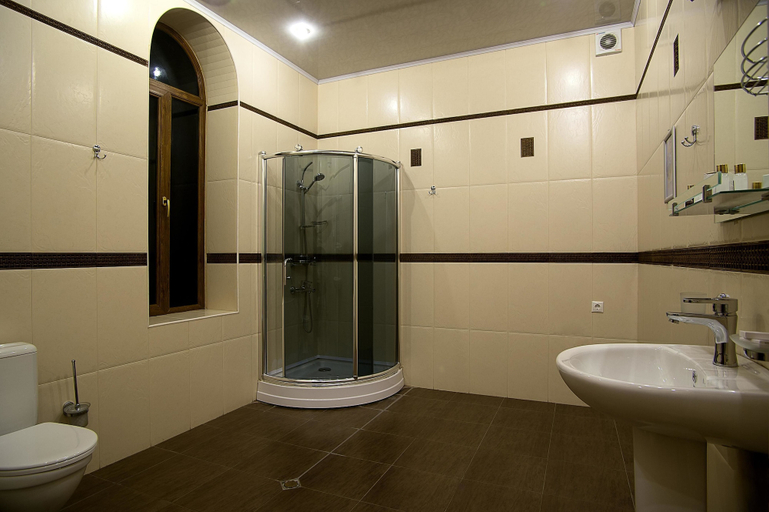Bathroom 3, Coral Boutique Hotel, Tbilisi