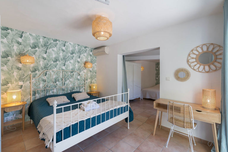Bedroom 2, Cap Riviera, Var