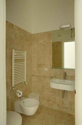 Bathroom 4, Milan Apartment Rental, Milano