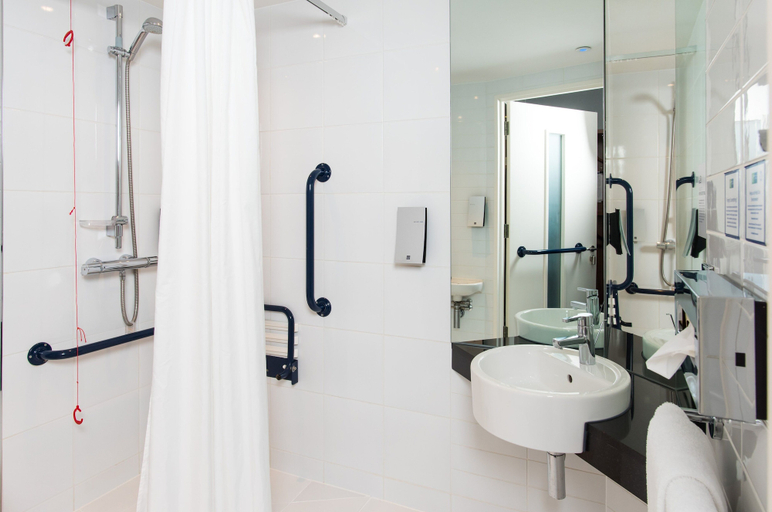 Bathroom 4, Holiday Inn Express Tamworth by IHG, Staffordshire