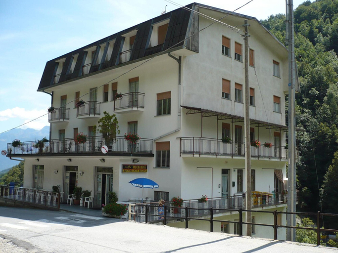 Exterior & Views 2, Albergo Regina, Verbano-Cusio-Ossola