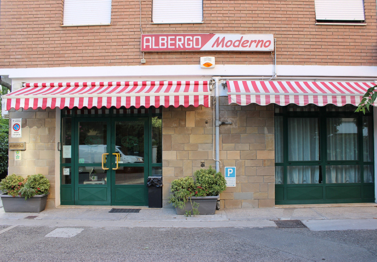 Exterior & Views 2, Albergo Moderno, Modena