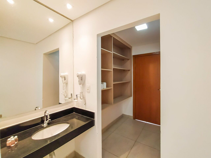 Bathroom 5, Village Resort, Jaboticatubas