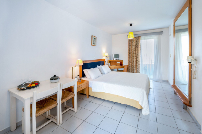 Bedroom 2, Jonathan Studio Apartments, South Aegean