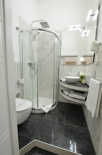 Bathroom 5, Il Fascino Di Roma, Rome