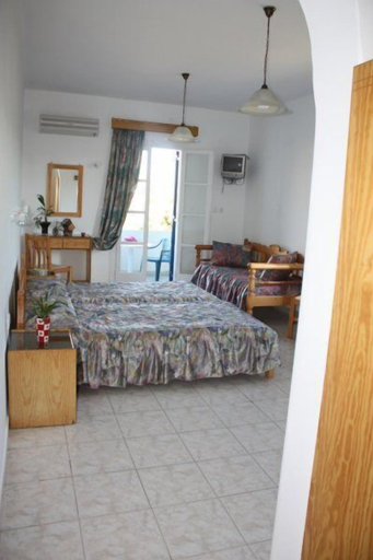 Bedroom 3, Mavromatis Studios, South Aegean
