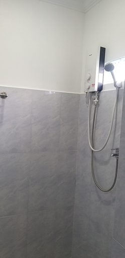 Bathroom 4, Khmer House Guesthouse, Kaeb