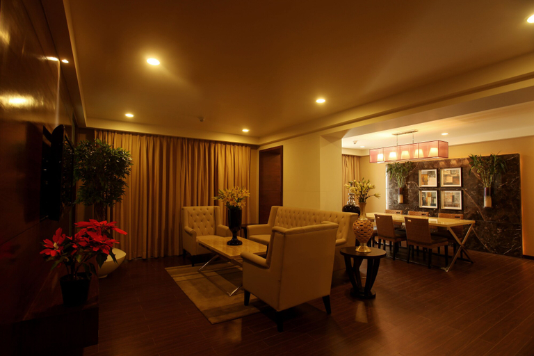Food & Drinks 5, Paradigm Sarovar Portico Kakinada, East Godavari