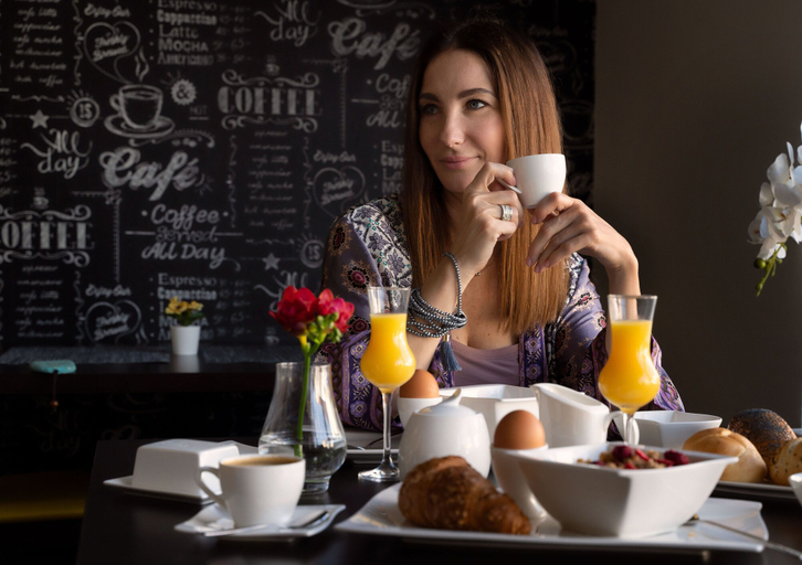Food & Drinks 5, Hotel Shato, Praha 13