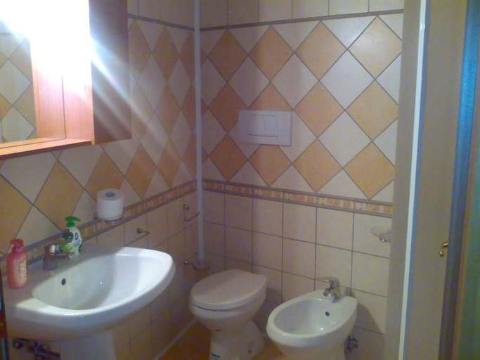 Bathroom 3, Masseria Frangiosa, Benevento
