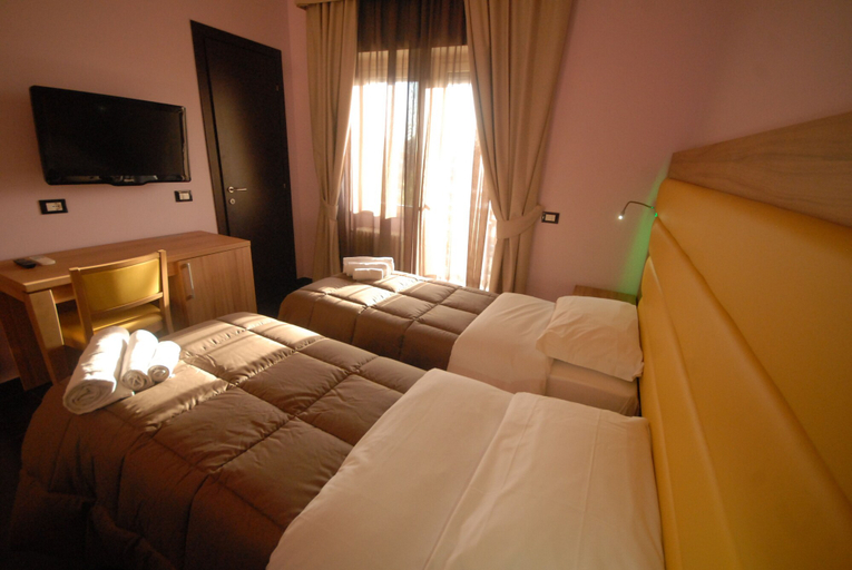Bedroom 4, Ostia Antica Suite BB, Rome