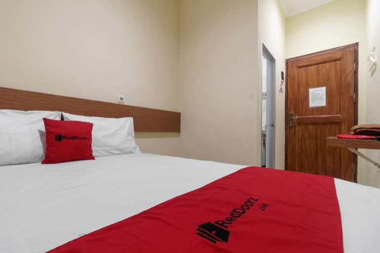 Bedroom 1, RedDoorz @ Jalan Jenderal Sudirman Palembang 2, Palembang