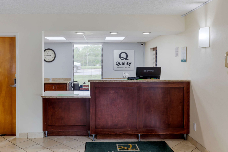 Others 5, Quality Inn - Roxboro South, Person