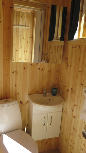 Bathroom 2, Lava Lodge, Hvítársíðuhreppur
