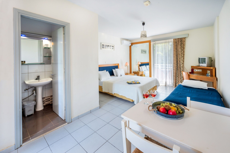 Bedroom 3, Jonathan Studio Apartments, South Aegean