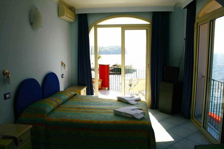 Bedroom 3, Hotel Villa Iulia, Latina