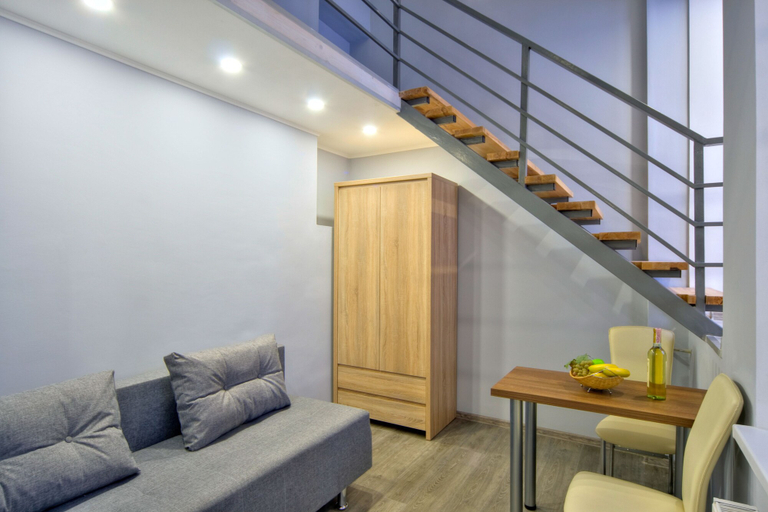 Others 5, Grand Apartments, Shevchenkivs'kyi