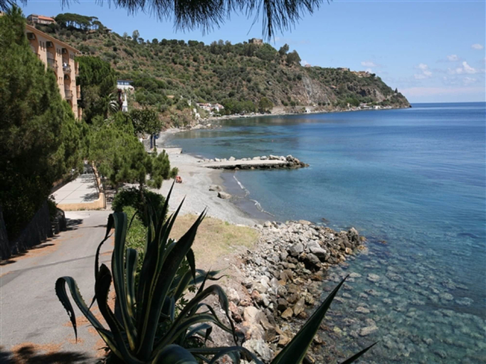 Others 1, Hotel Riviera Lido, Messina