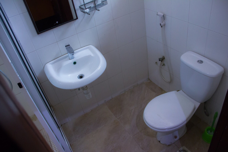 Bathroom 4, Island Heights Hotel, Eti-Osa