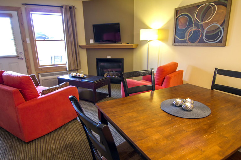 Others 5, Suites de la Gare by Location ADP Tremblant, Les Laurentides