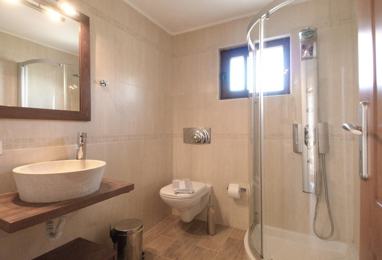 Bathroom 5, Villa Zara in Plaka With 3 Bedrooms and 3 Bathrooms, Crete