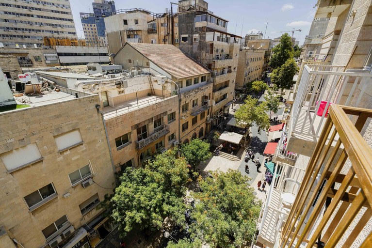 Exterior & Views, New - Trendy One Bedroom Apt, Most Popular Area