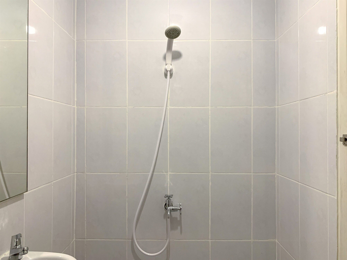 Bathroom 3, Nice And New Studio At Tokyo Riverside Pik 2 Apartment, North Jakarta