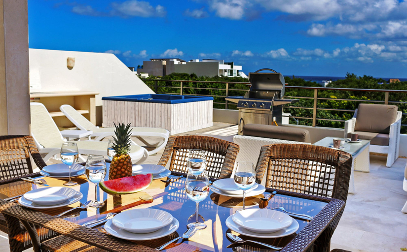 Food & Drinks 5, Luxury Condo Boutique, Cozumel