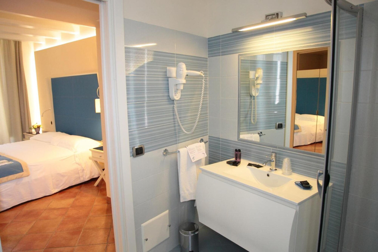 Bedroom 2, Portercole, Vibo Valentia